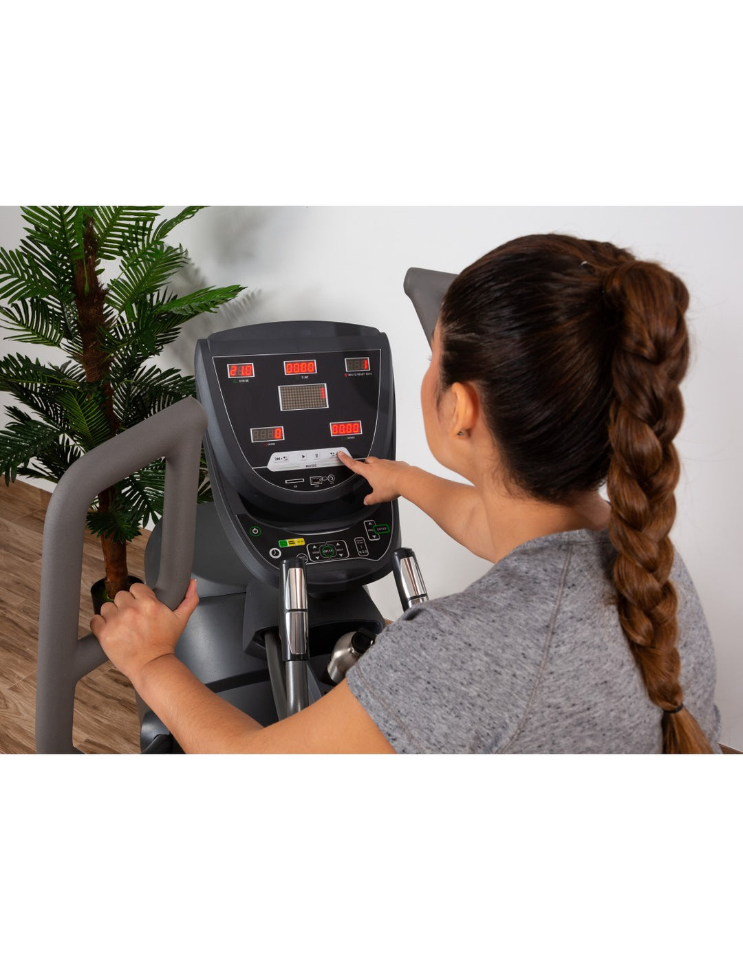 EKA CROSS-TRAINER